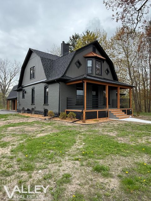 175 W Washington Street Tittabawassee Township MI 48623