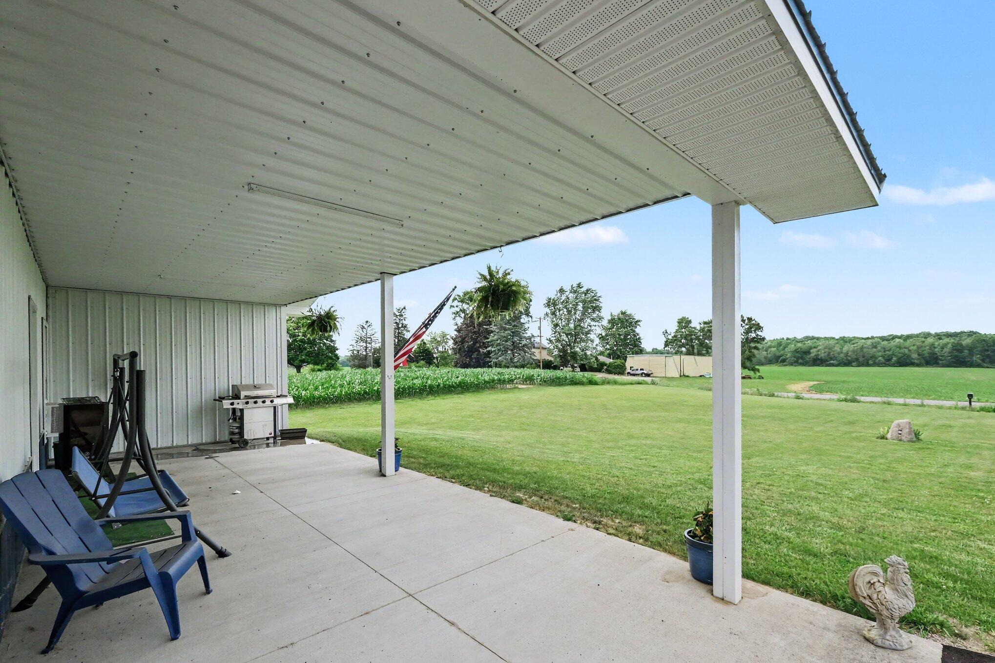 1527 W David Highway