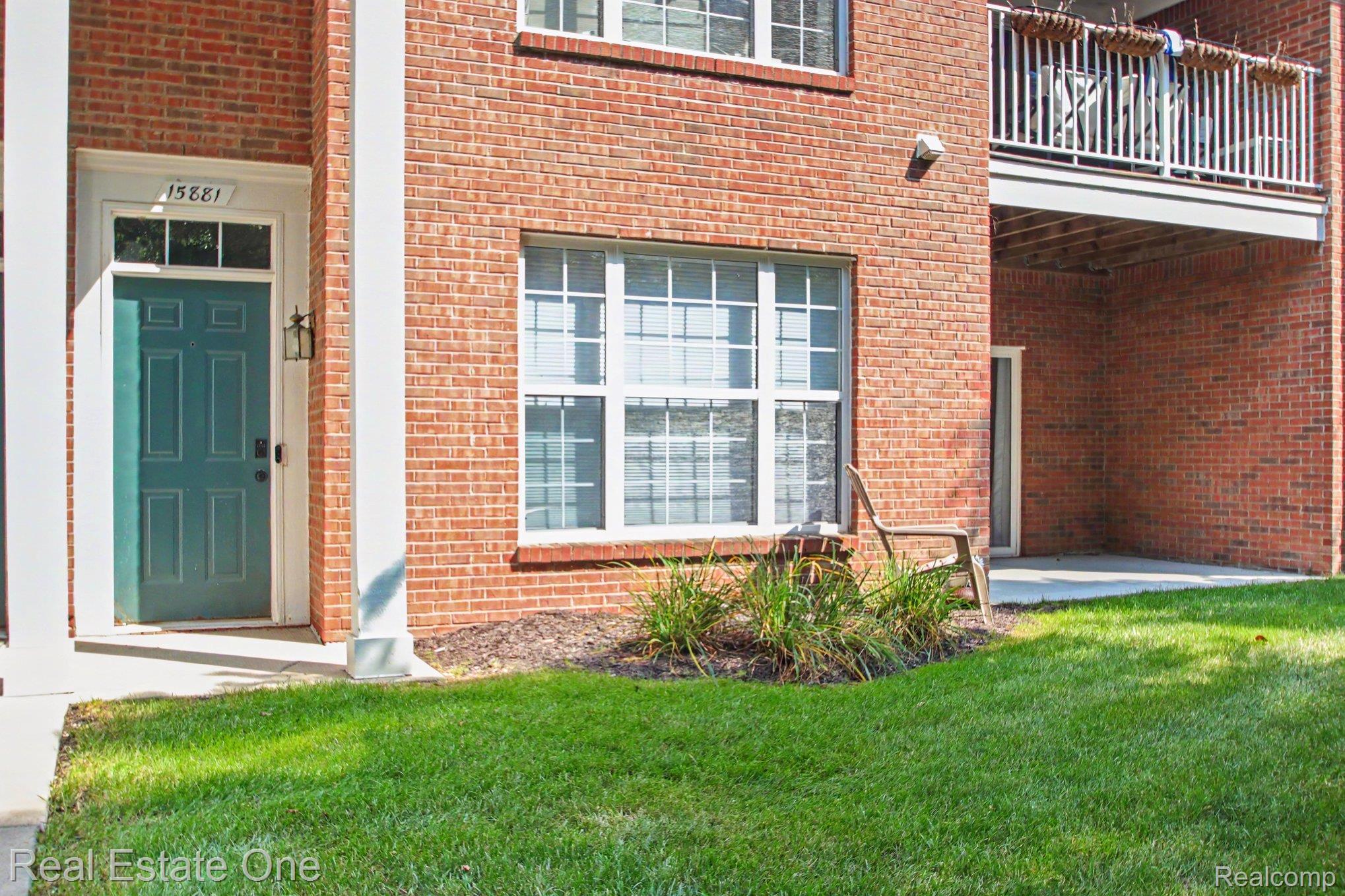15881 Morningside