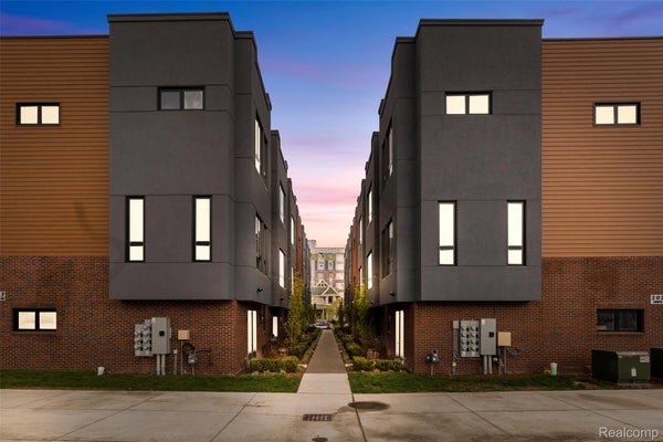 2037 11TH ST UNIT 10, DETROIT, MI 48216 - Image 0a6db646d28b2bb78440017bebee8efc/545539694