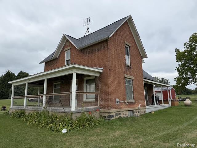 734 W Burnside Road
