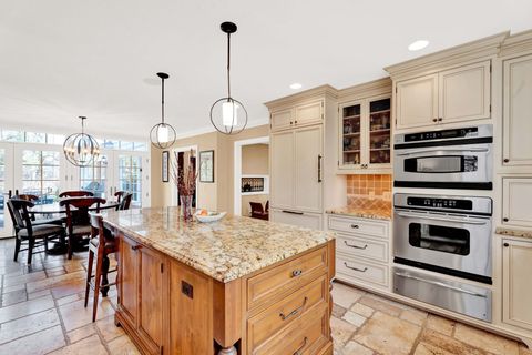 A home in BloomfieldCharterTownship_Oakland