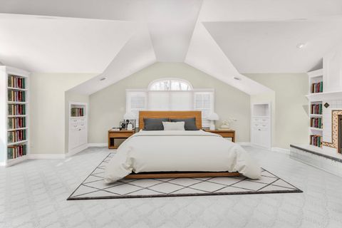 A home in BloomfieldCharterTownship_Oakland