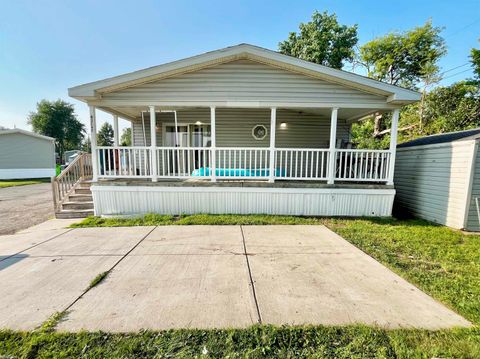 43242 E Morgan Court Harrison Charter Township MI 48045