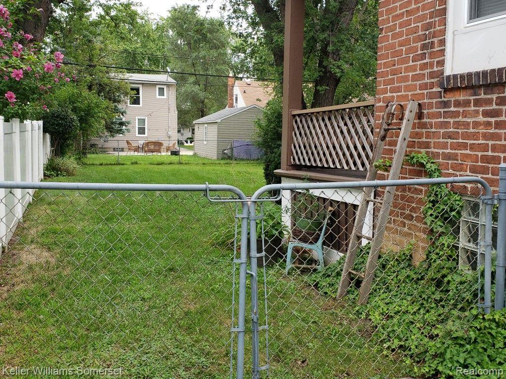 3150 PHILLIPS Avenue