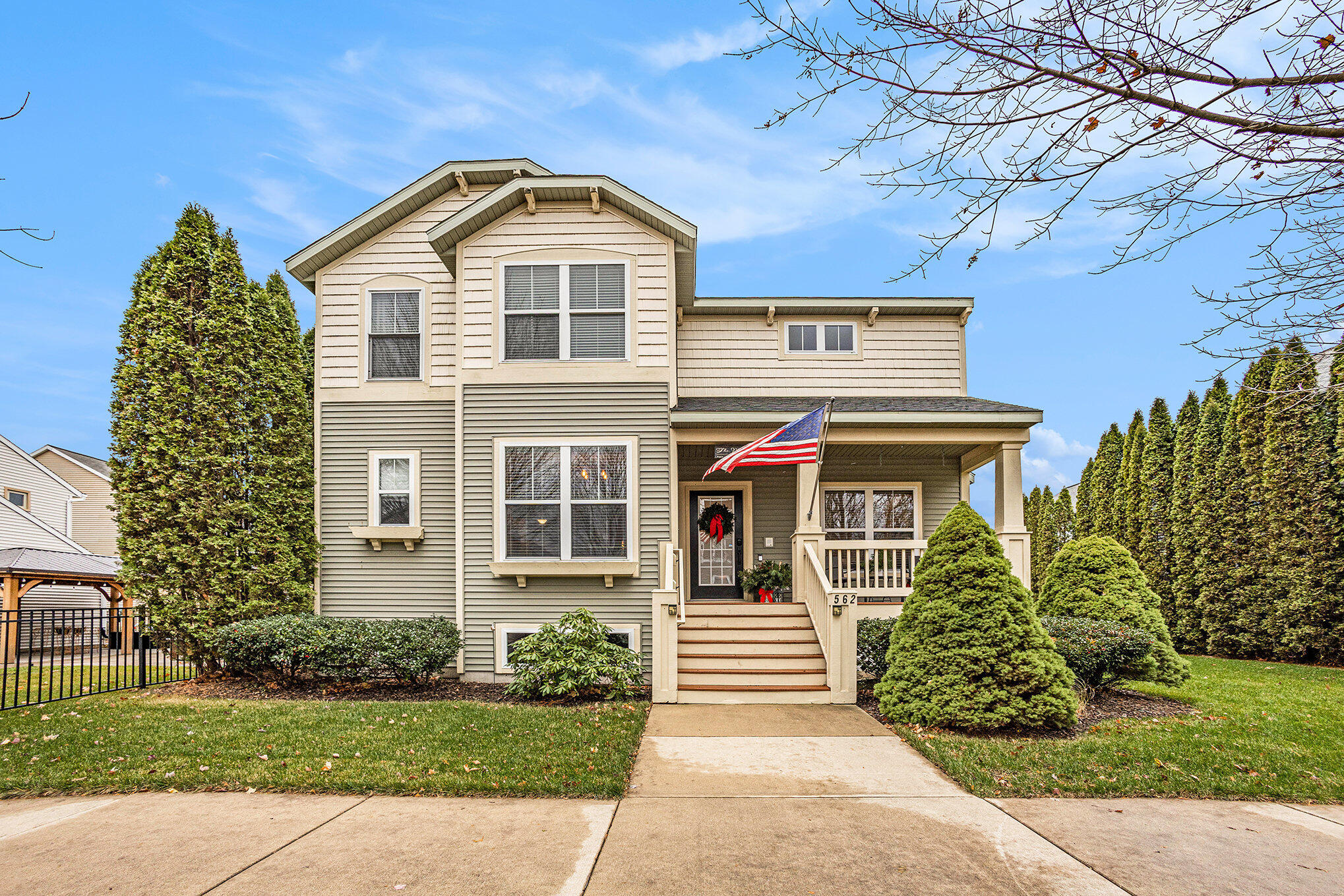 562 Brookstone Street