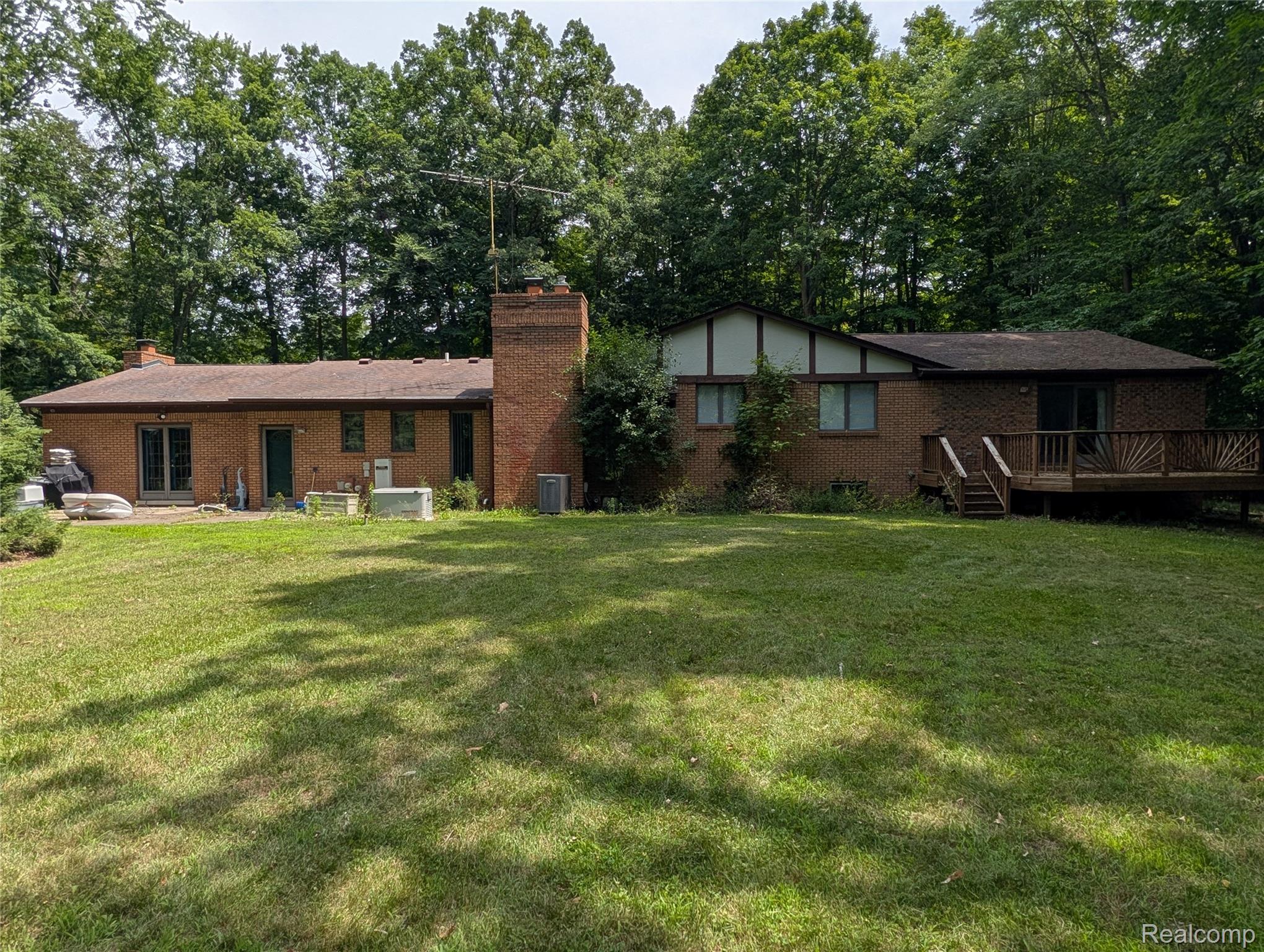 9345 Weber Road