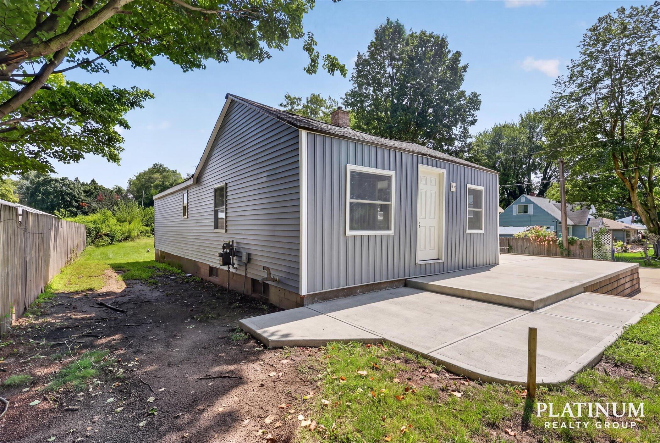 9106 Byron Center Avenue SW