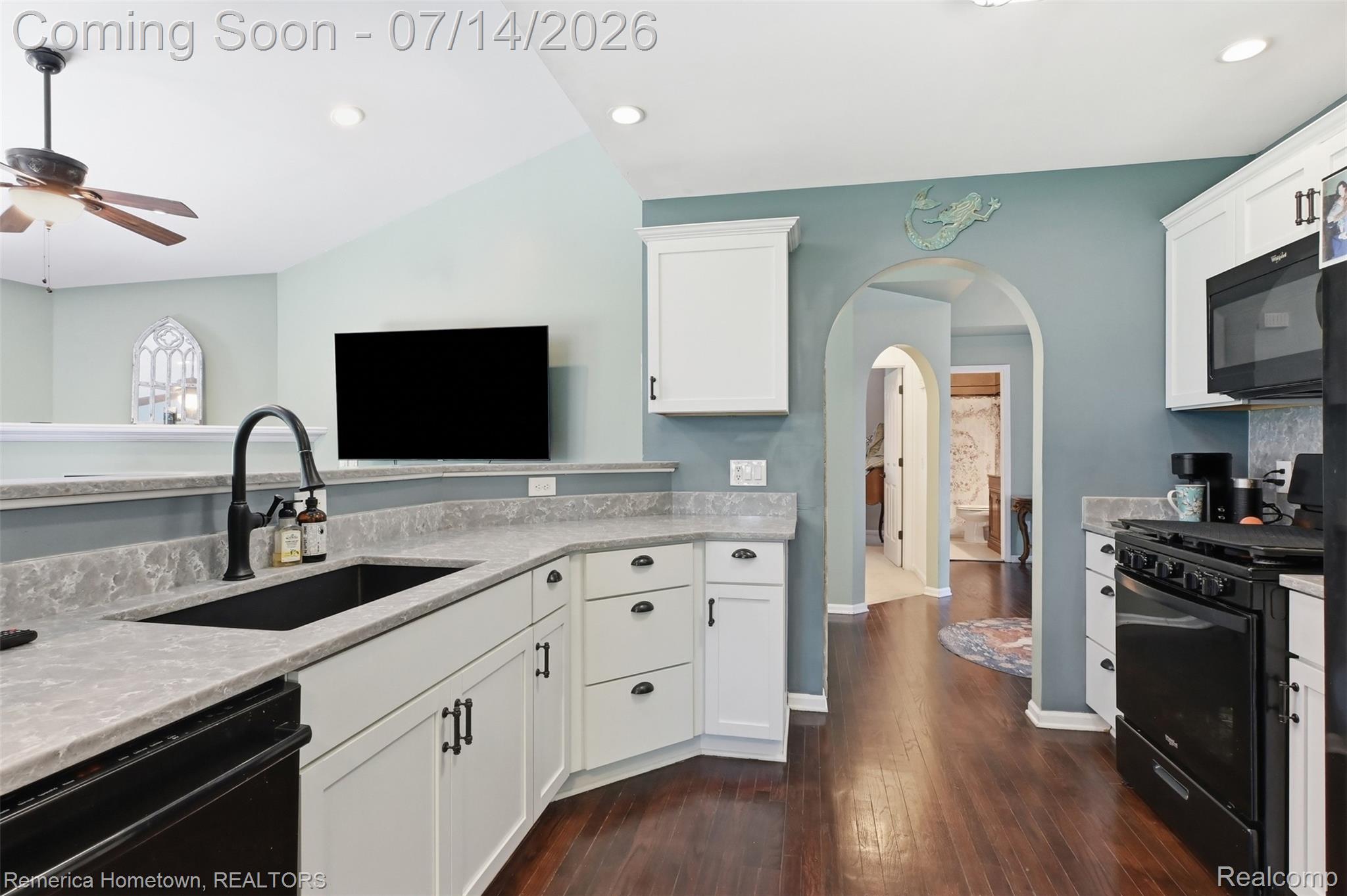 217 Crystal Court
