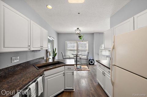 Tiny photo for 49714 Draper Circle #87, Plymouth Charter Township, MI 48170 (MLS # 20261016182)