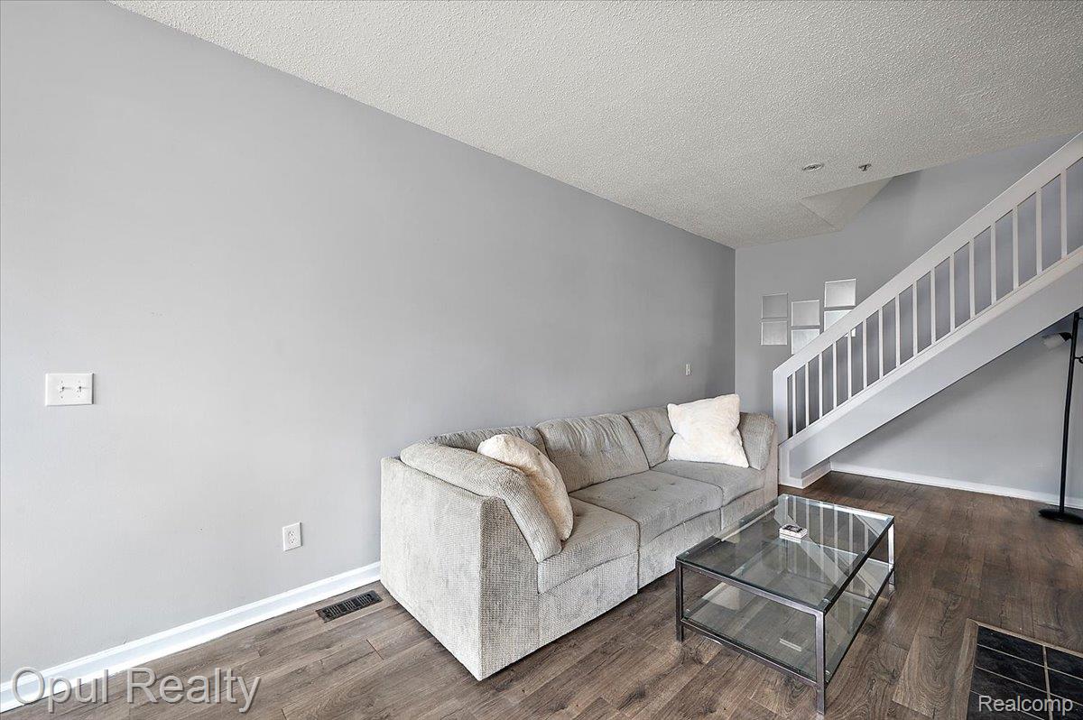 49714 Draper Circle 87