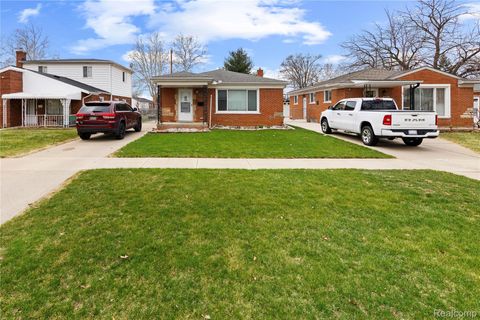4692 McKinley Street Dearborn Heights City MI 48125