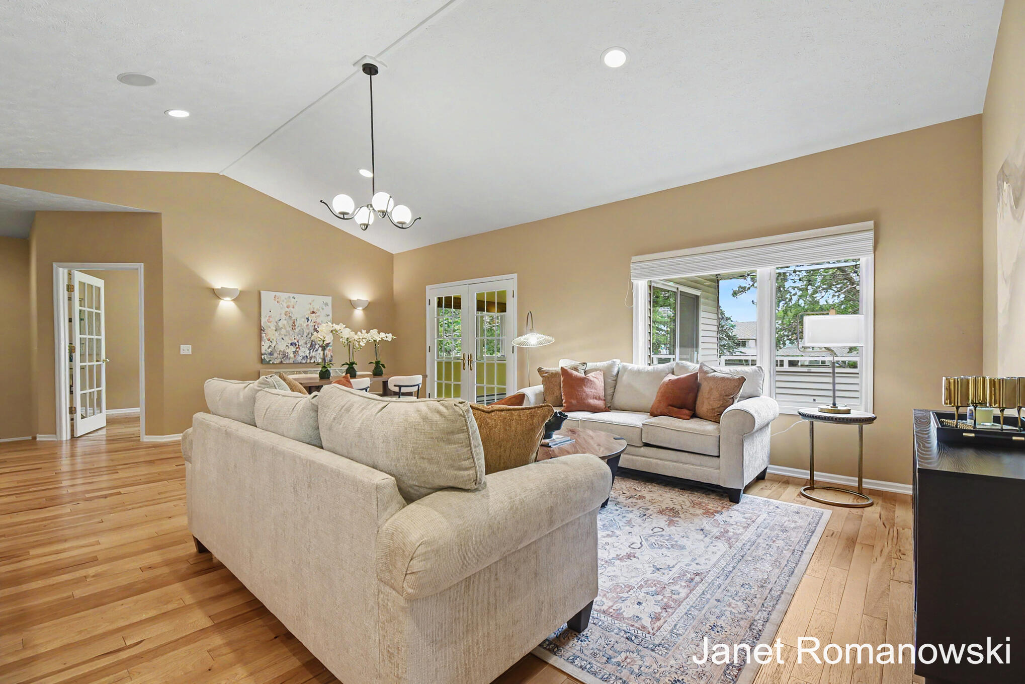 1297 Gleneagle Place