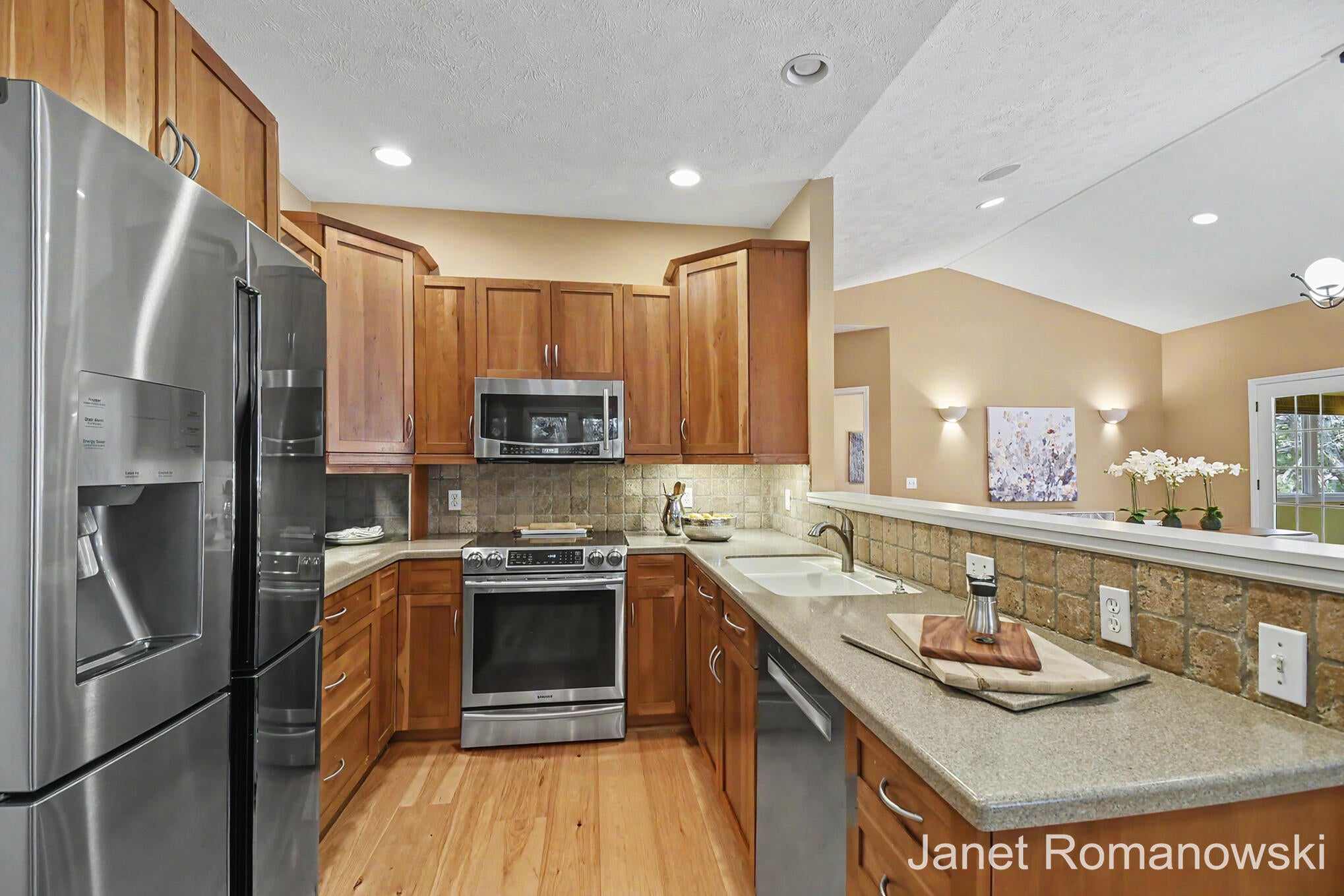 1297 Gleneagle Place