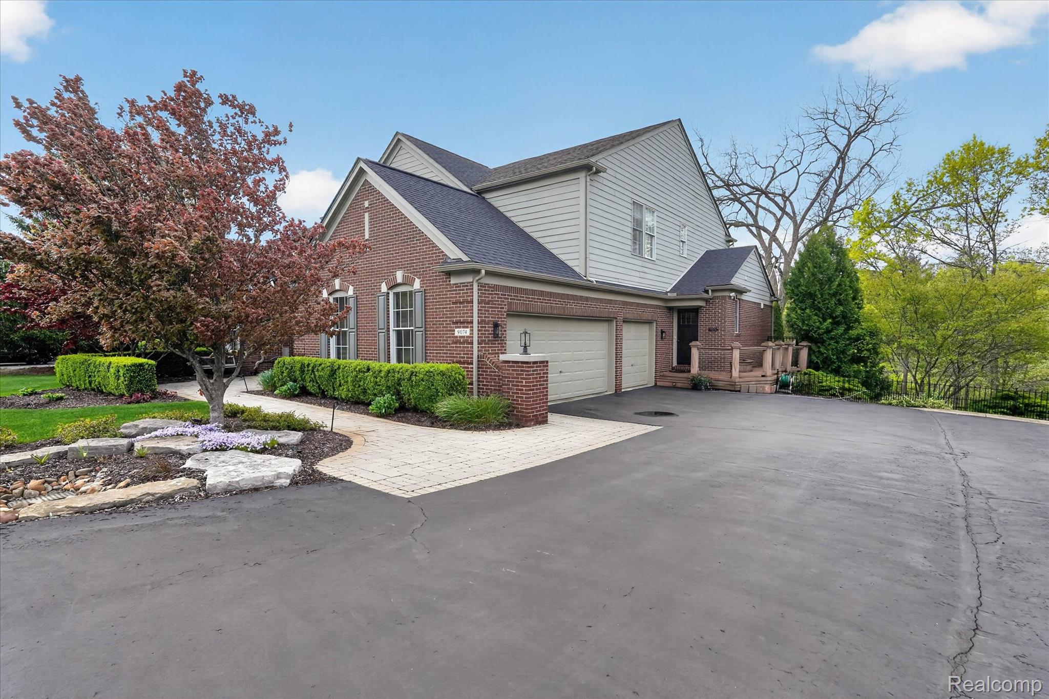 9074 Ridgefield Drive