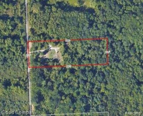 16295 Vining Road Romulus City MI 48174