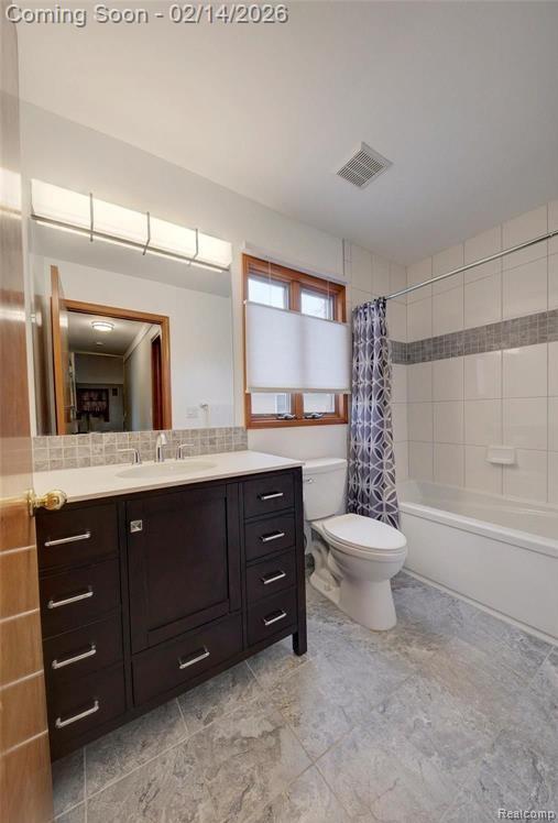 15924 Harrison Street