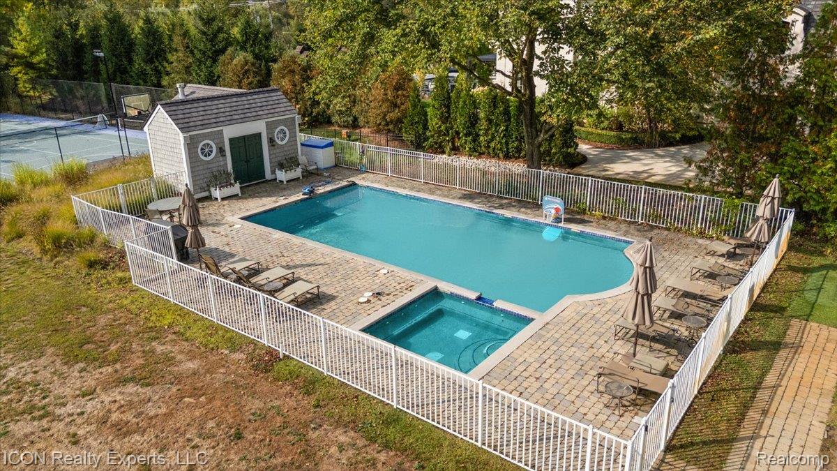 25265 Canterbury Road