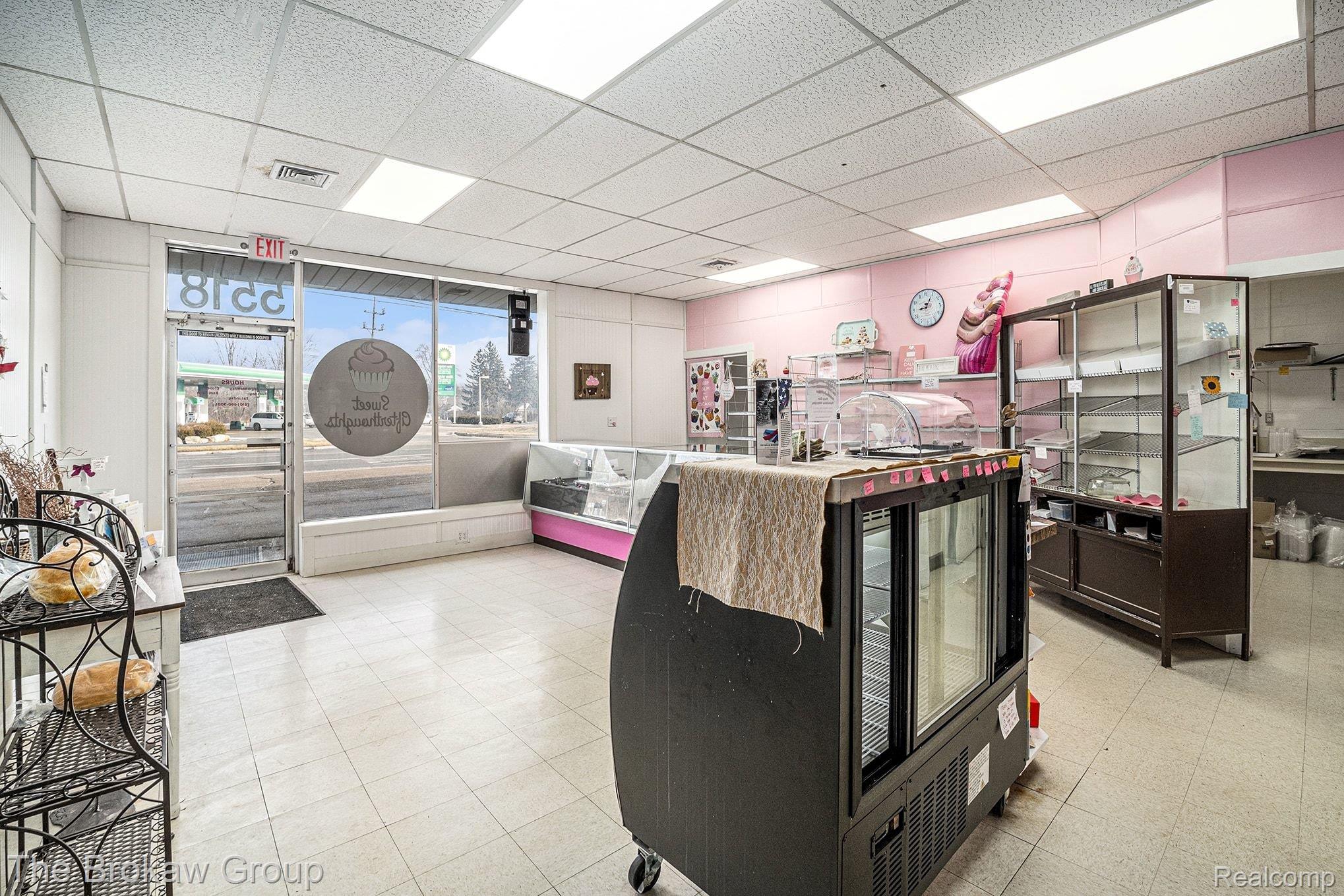 5518 E Atherton Road