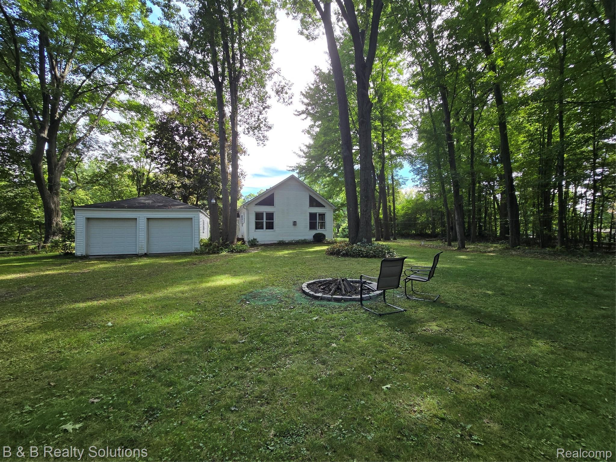 3625 N Lapeer Road