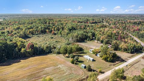 1215 Bear Avenue Redding Township MI 48625