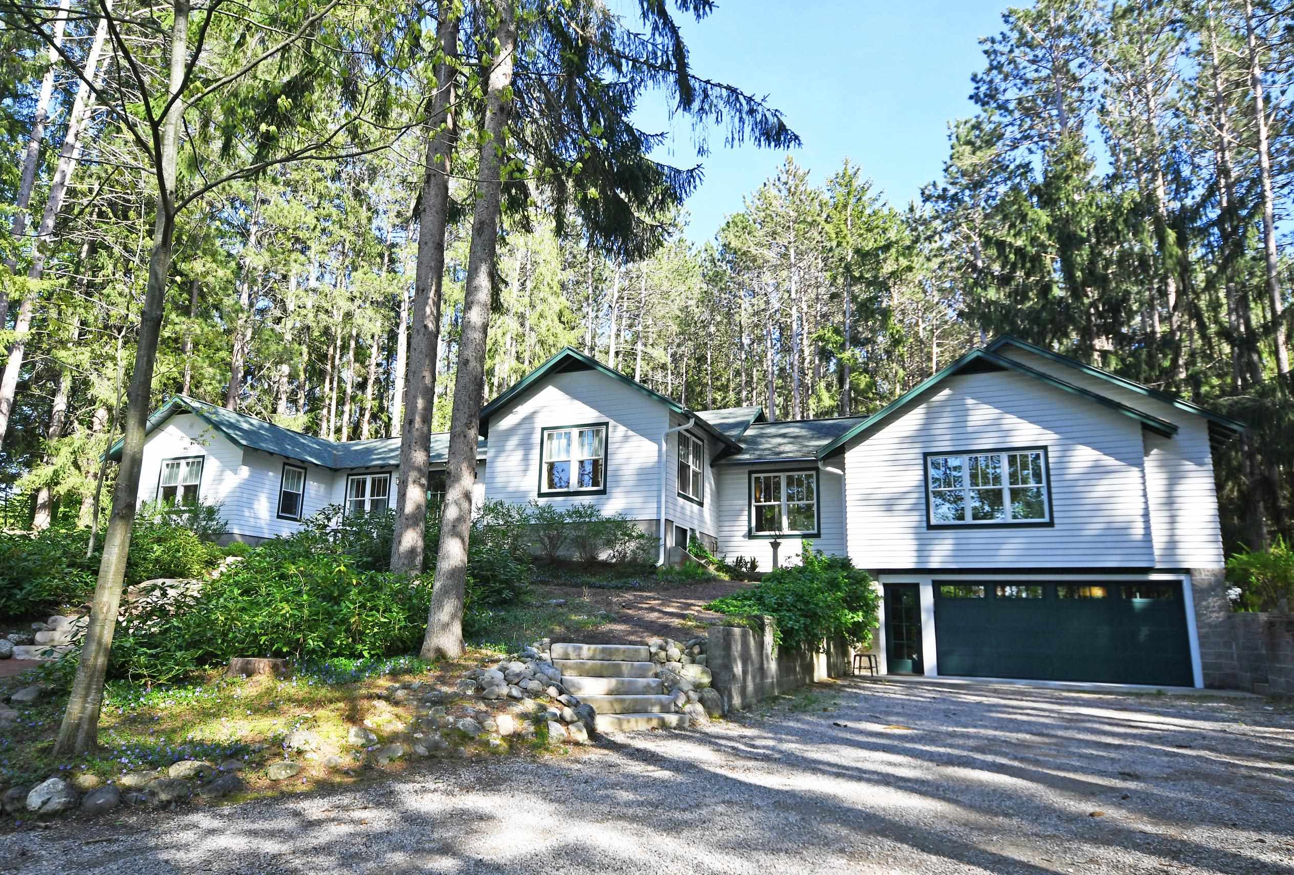 9017 S Dunns Farm Road