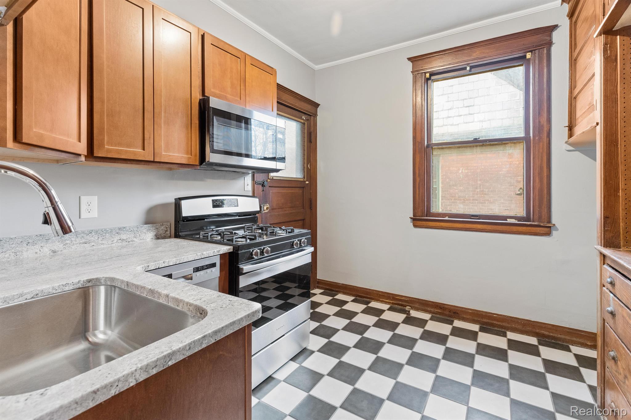 Detroit City, Michigan 48208, United States, 2 Bedrooms Bedrooms, ,1 BathroomBathrooms,Residential,Active,187234