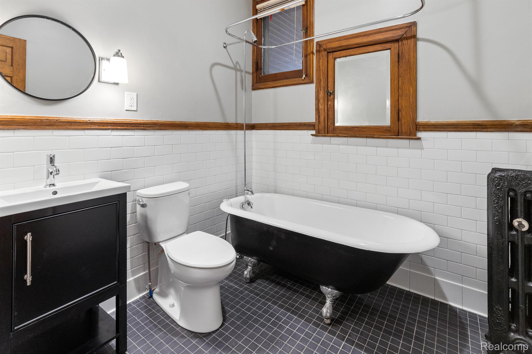 Detroit City, Michigan 48208, United States, 2 Bedrooms Bedrooms, ,1 BathroomBathrooms,Residential,Active,187234