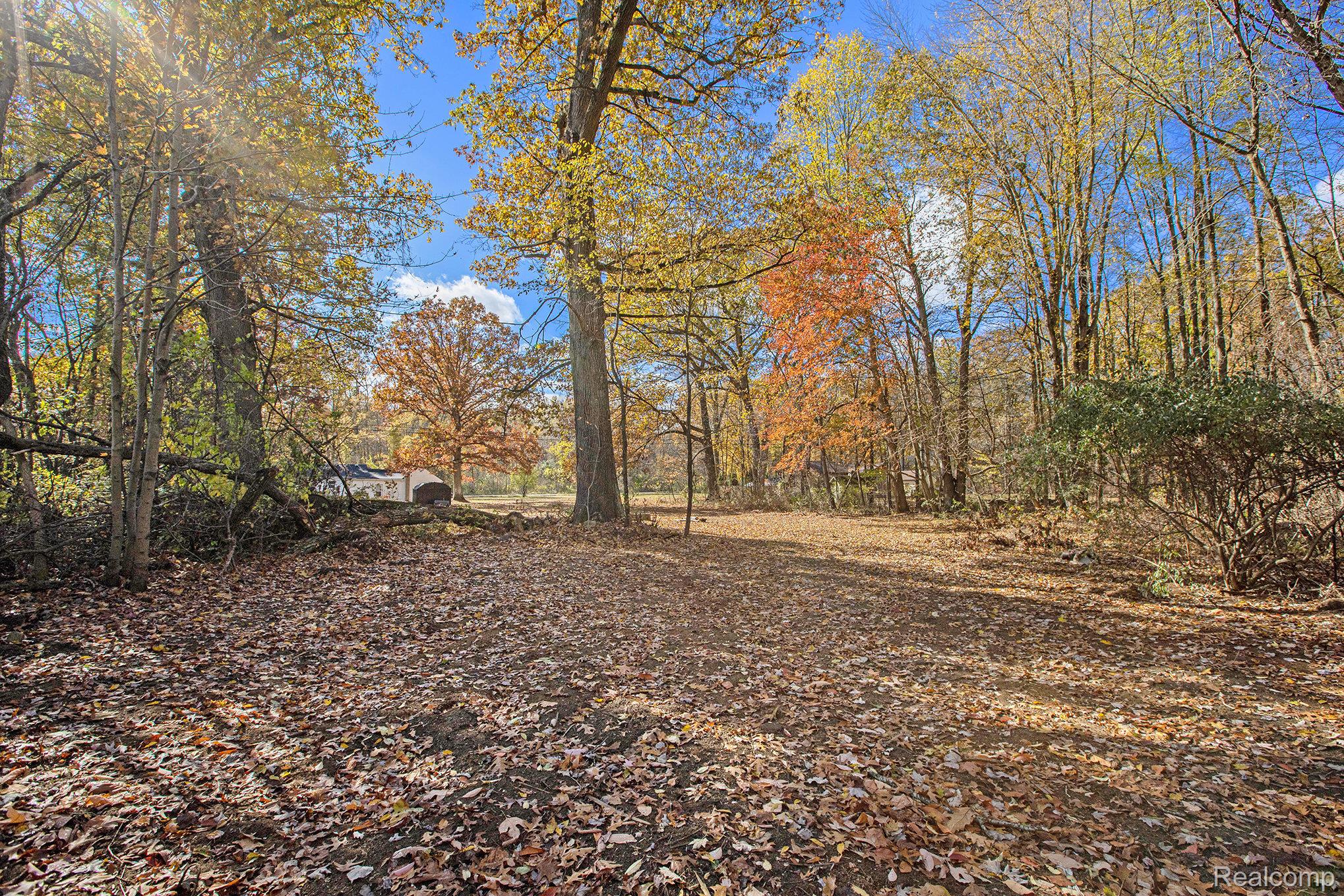 Belleville, Michigan 48111, United States, 3 Bedrooms Bedrooms, ,1 BathroomBathrooms,Residential,Pending,246925