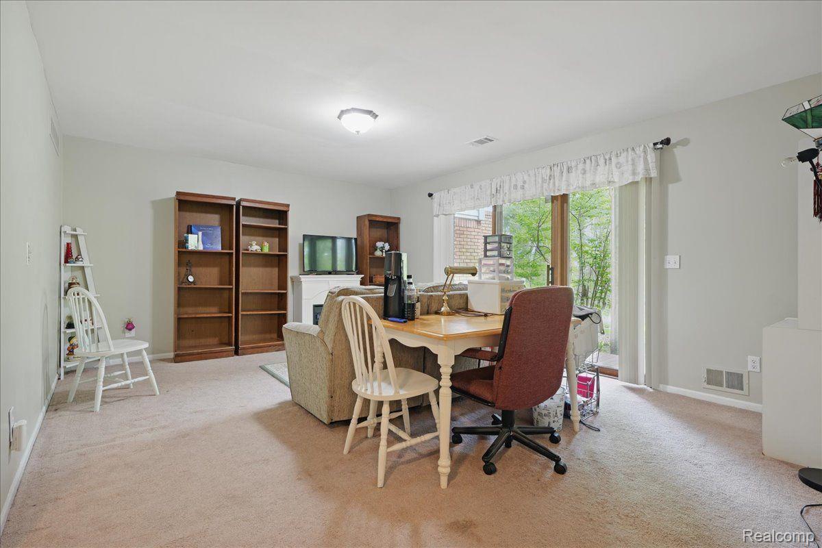 Independence Charter Township, Michigan 48346, United States, 3 Bedrooms Bedrooms, ,4 BathroomsBathrooms,Residential,Active,124157