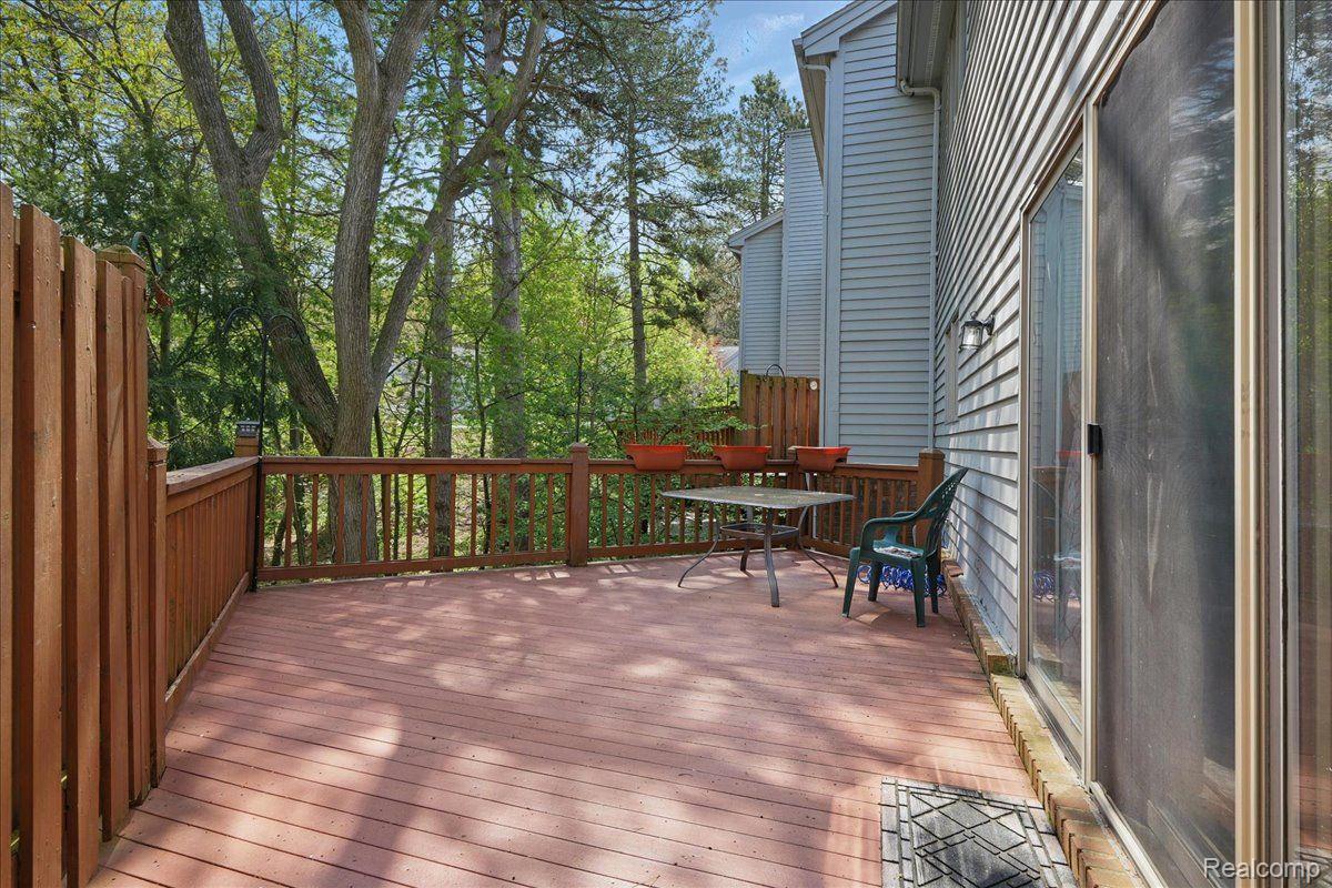 Independence Charter Township, Michigan 48346, United States, 3 Bedrooms Bedrooms, ,4 BathroomsBathrooms,Residential,Active,124157