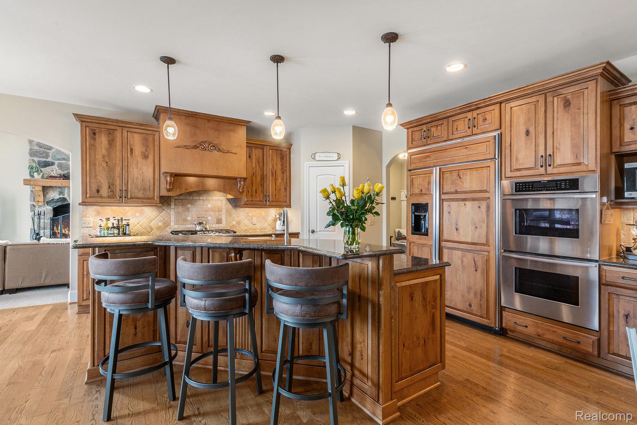 Lake Orion, Michigan 48362, United States, 4 Bedrooms Bedrooms, ,5 BathroomsBathrooms,Residential,Active,254770