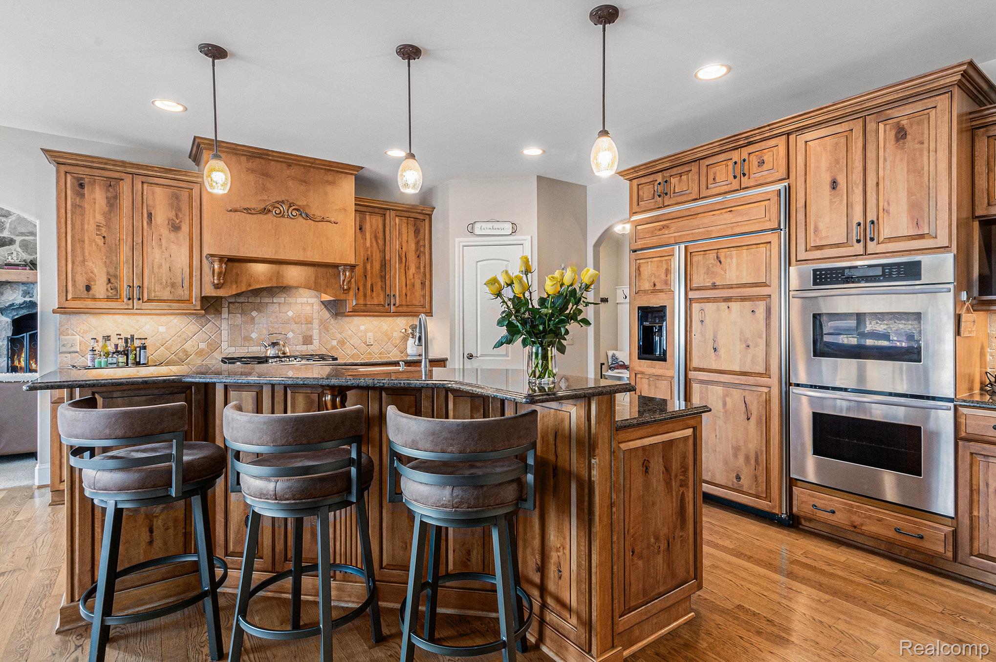 Lake Orion, Michigan 48362, United States, 4 Bedrooms Bedrooms, ,5 BathroomsBathrooms,Residential,Active,254770