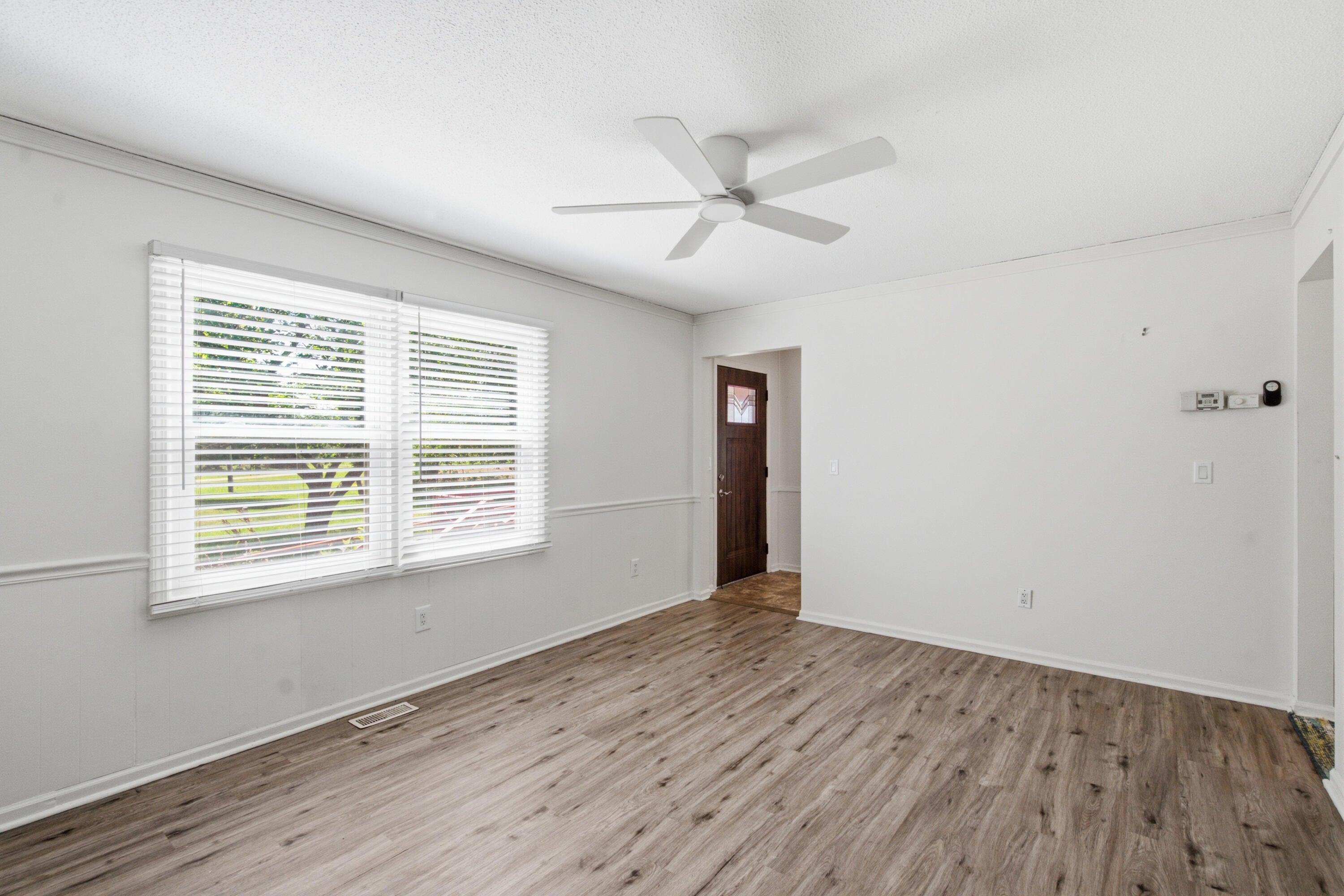 1090 5th Street