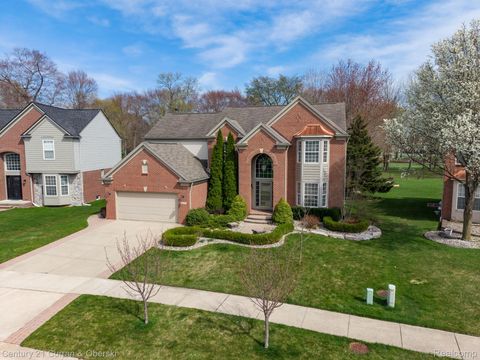 Photo of 48742 Tanglewood Drive, Macomb Township, MI 48044 (MLS # 20261029568)