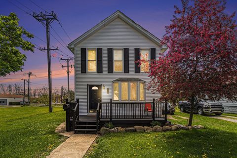 348 E Saint Clair Street Romeo Village Macomb MI 48065