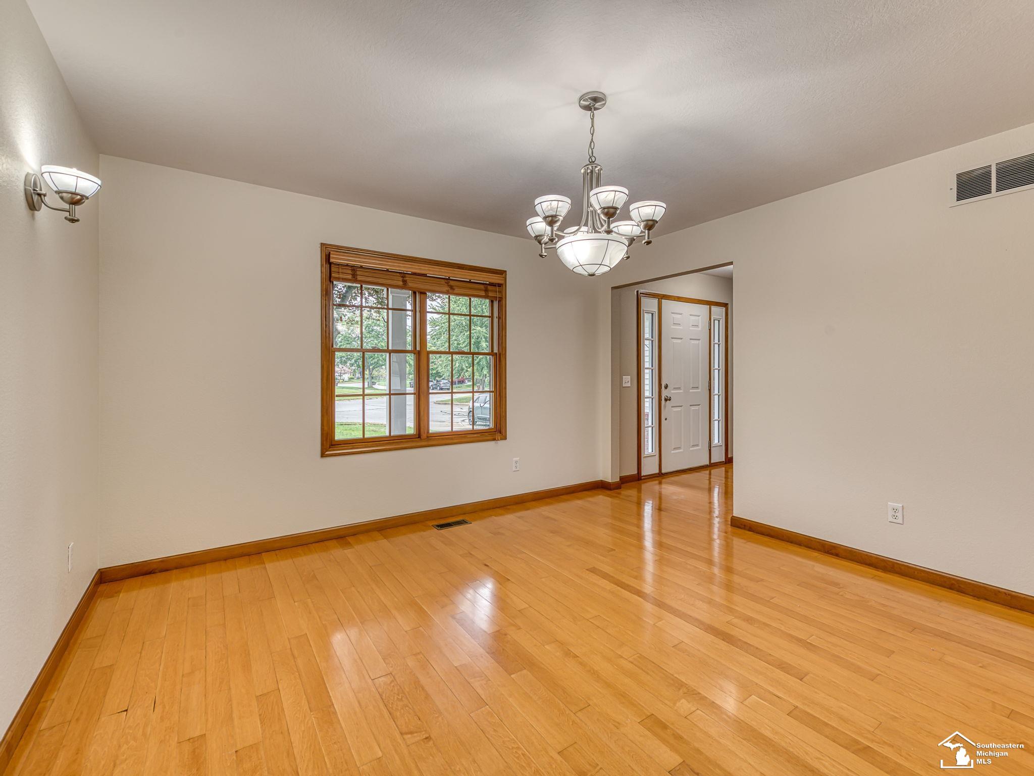 9121 Village Meadows Drive