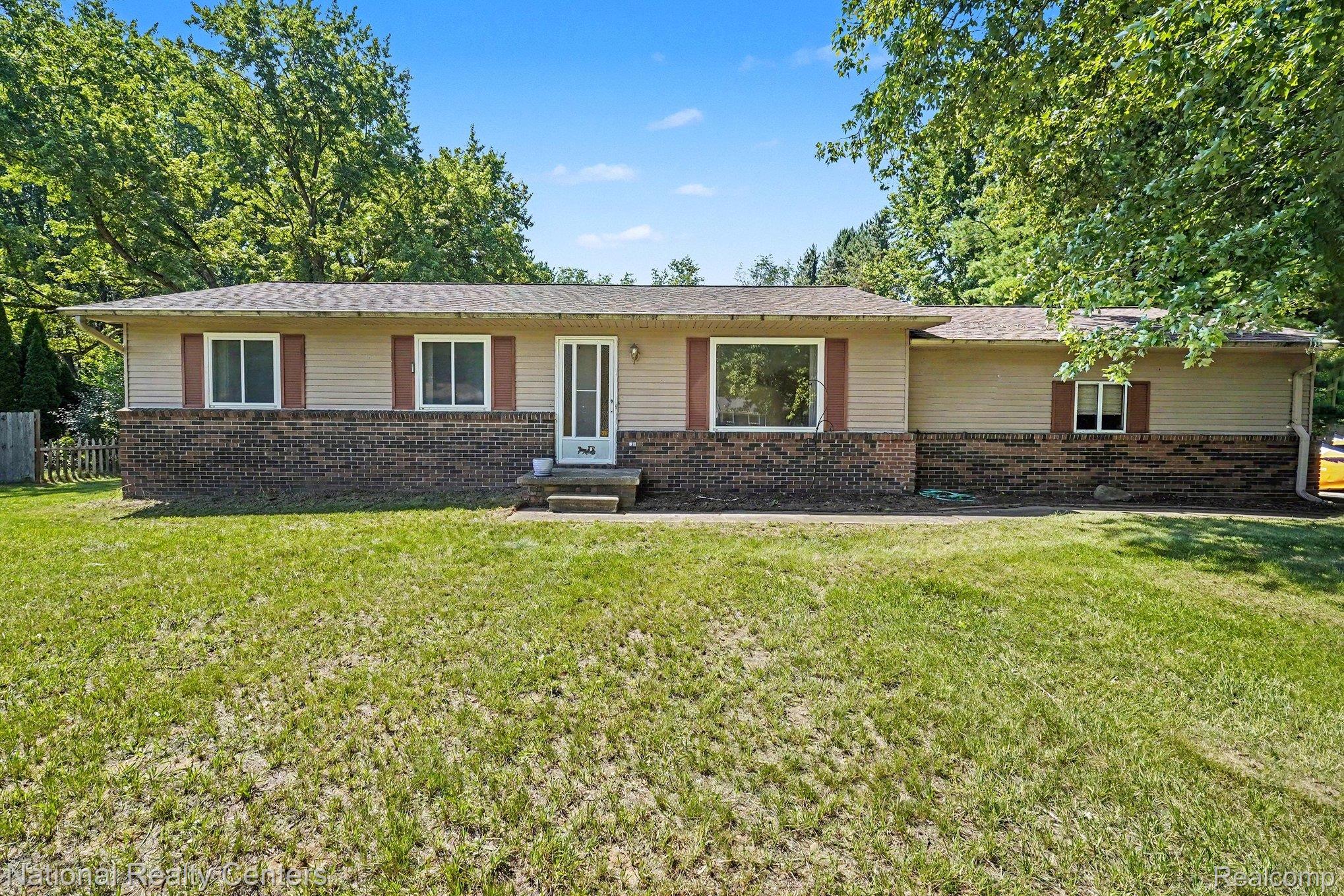 1800 Kingston Drive