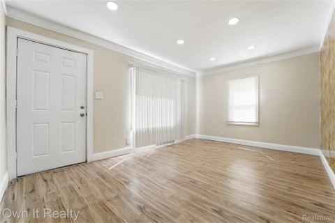 Tiny photo for 9207 Stout Street, Detroit City, MI 48228 (MLS # 20261068188)