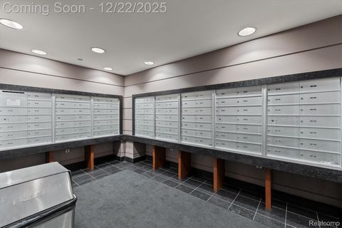 Tiny photo for 411 S Old Woodward Avenue #924, Birmingham City, MI 48009 (MLS # 20251059128)