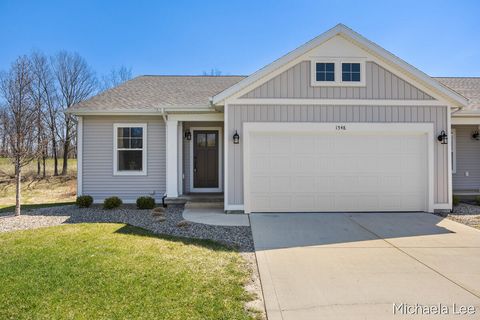 1548 N Village Circle Oshtemo Charter Township MI 49009