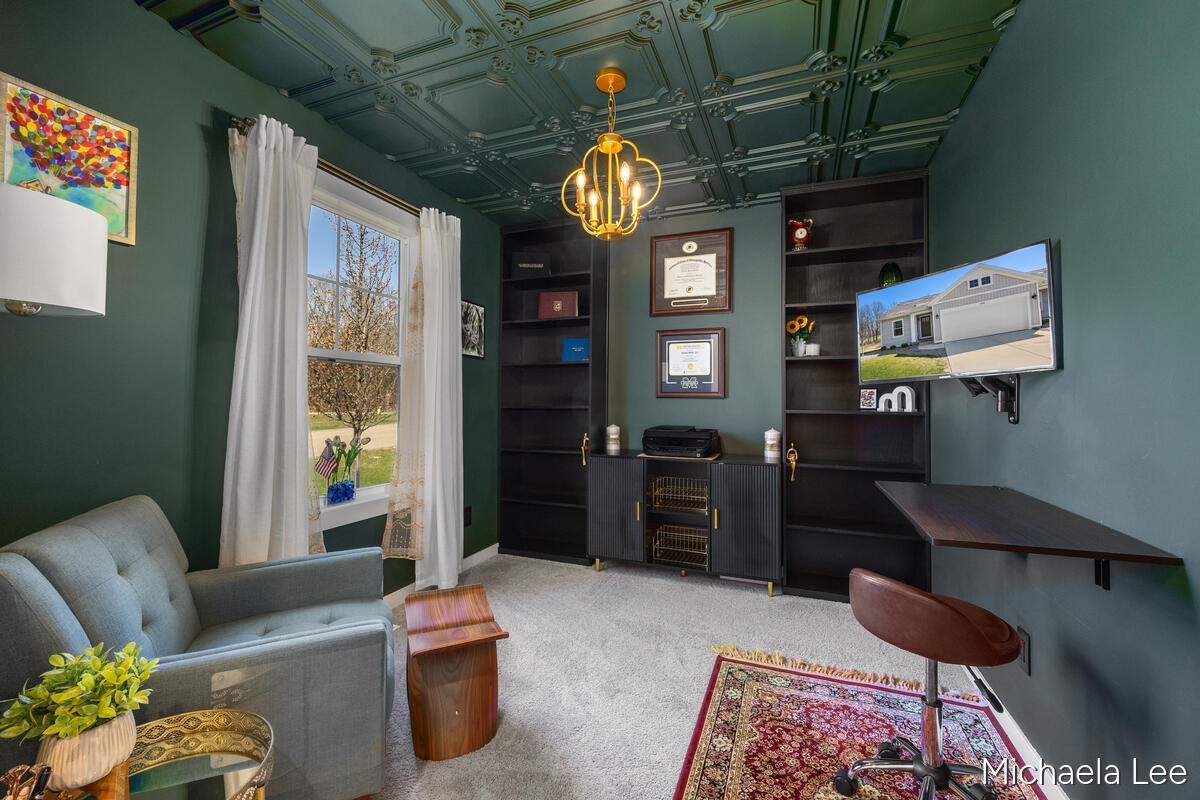 1548 N Village Circle