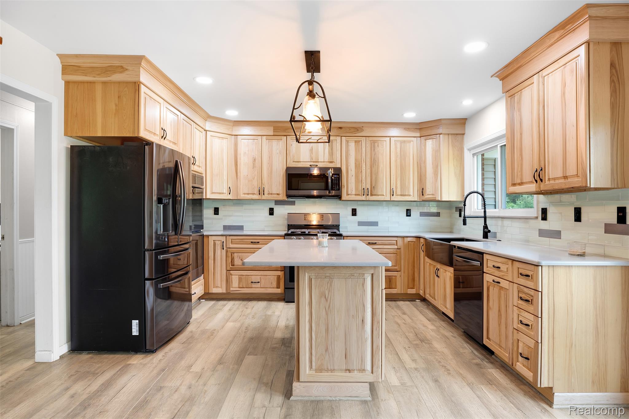 1505 Hummer Lake Road