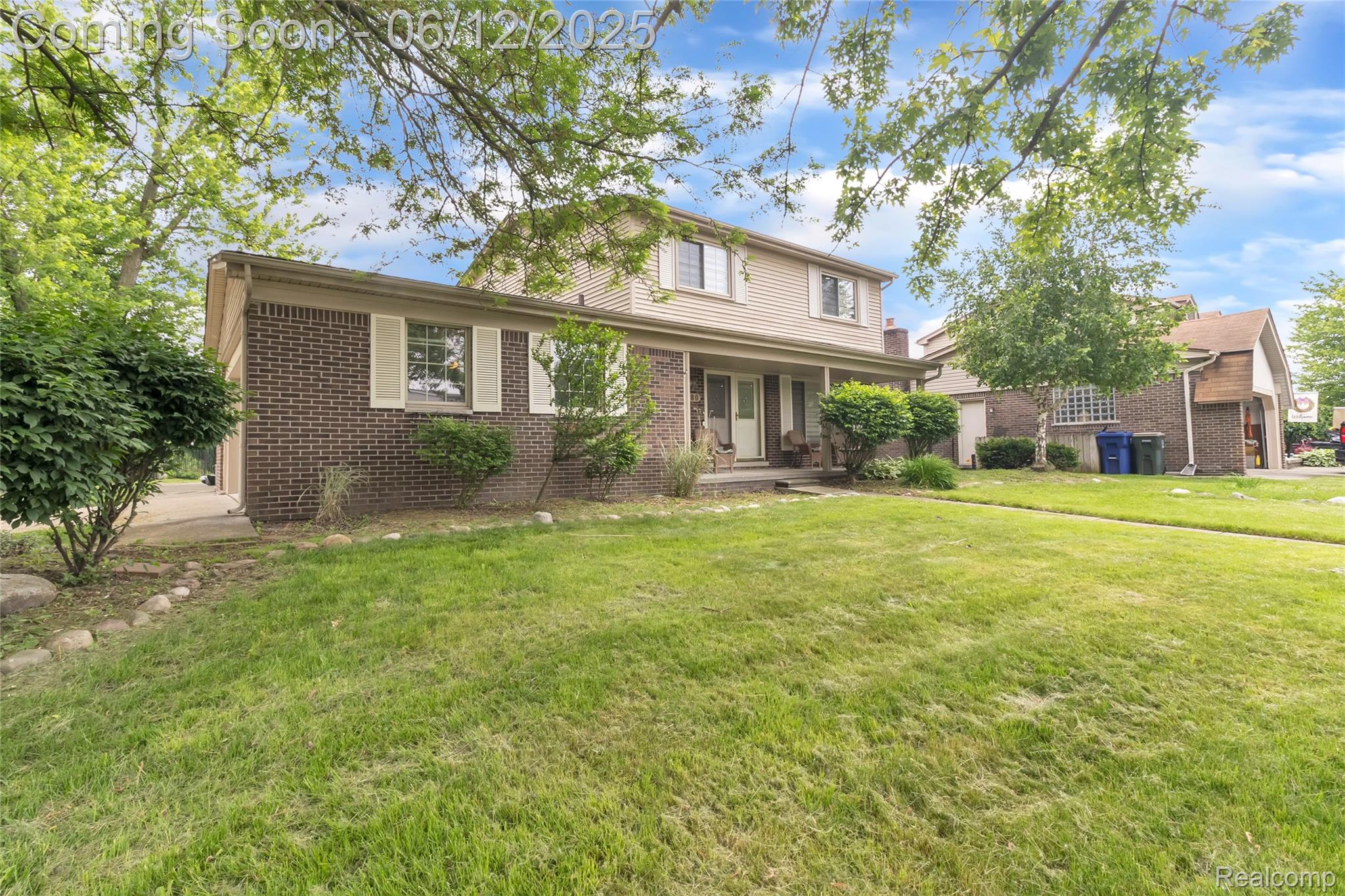 6880 Brookshire Drive