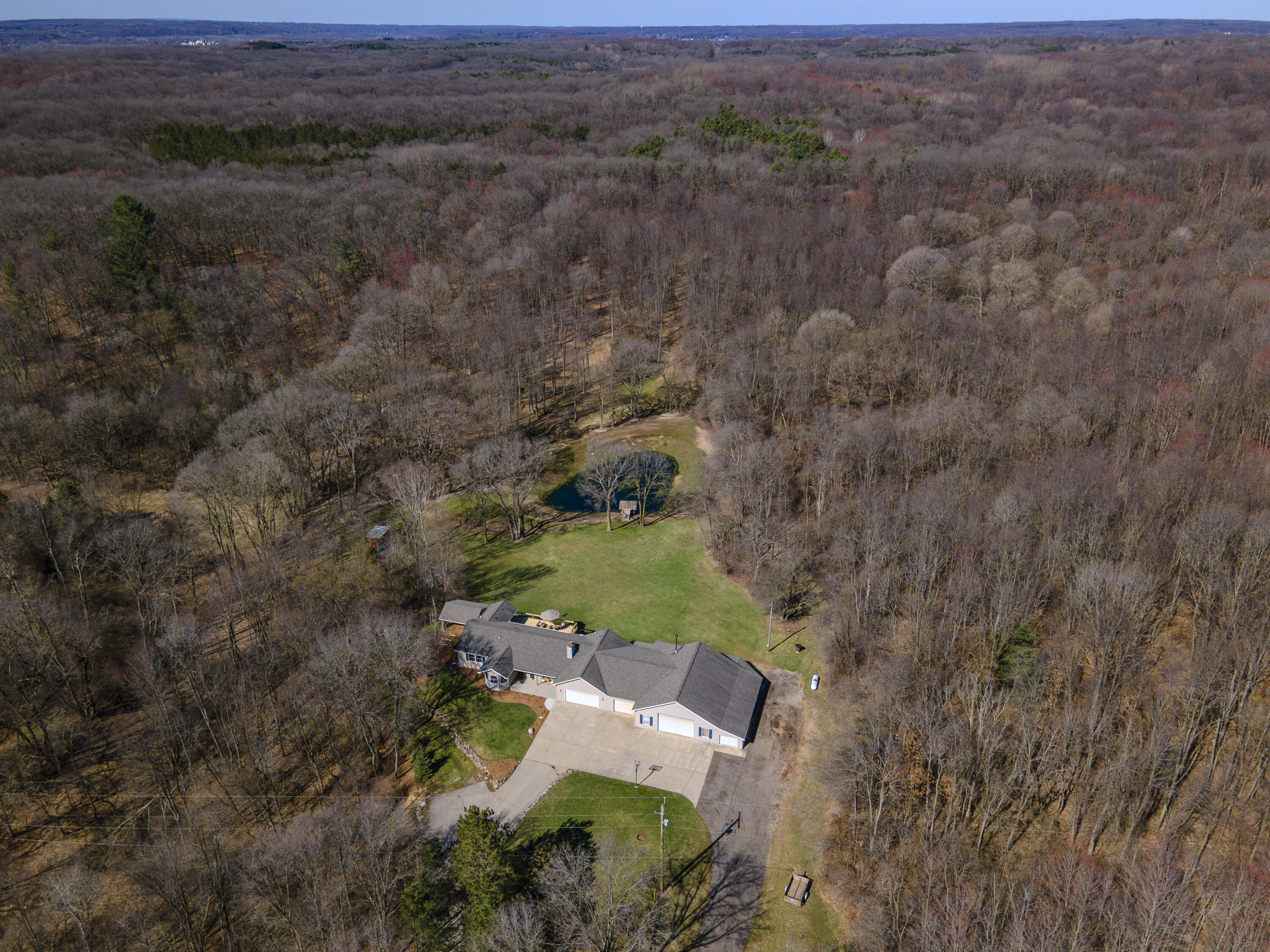 2470 Whites Bridge Road