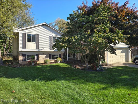 5506 FOX CHASE LN, CLARKSTON, MI 48346 - Image 0b3ada87f03385647f02456f3e2e664b/3242229179