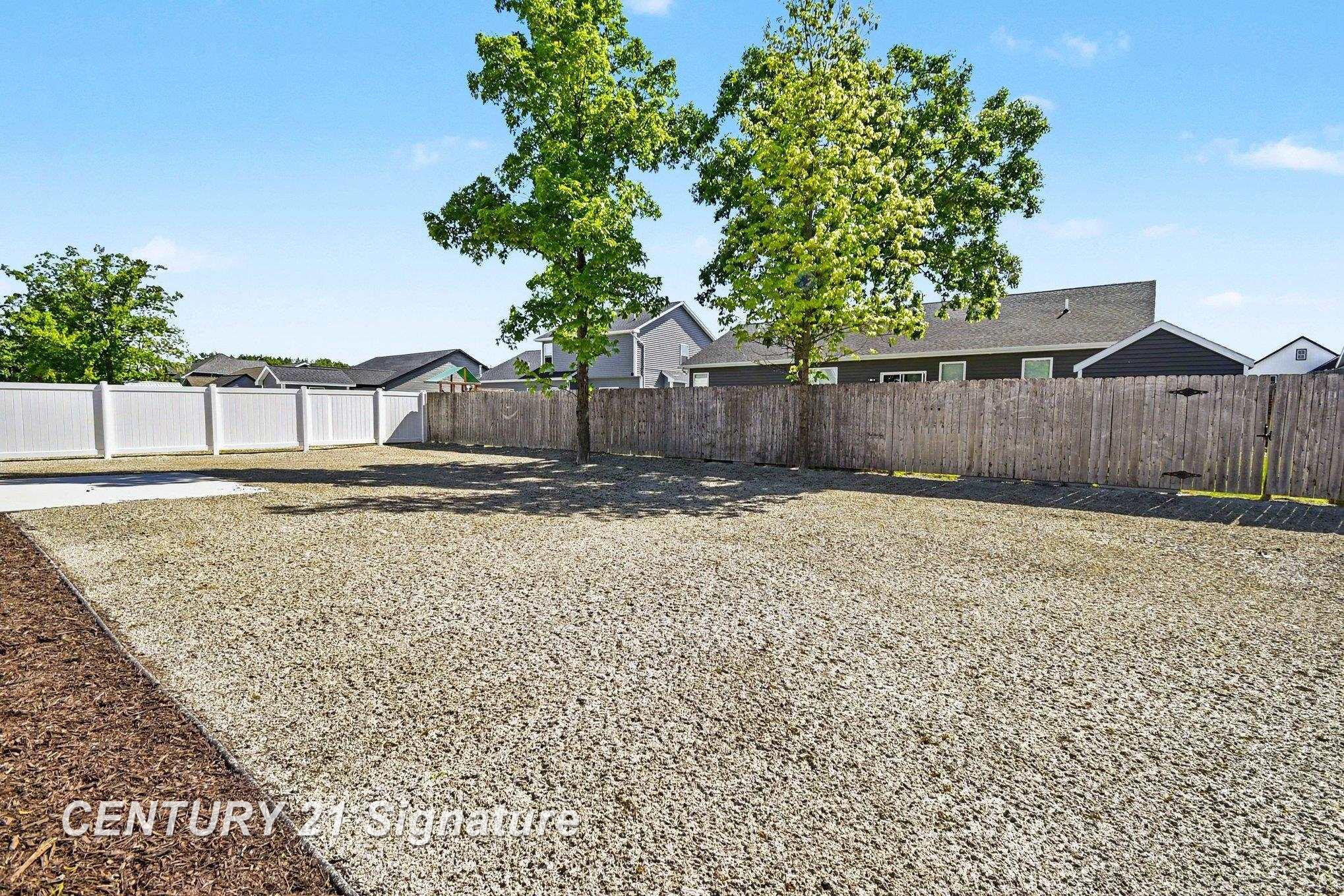 8610 Foxtail Trail