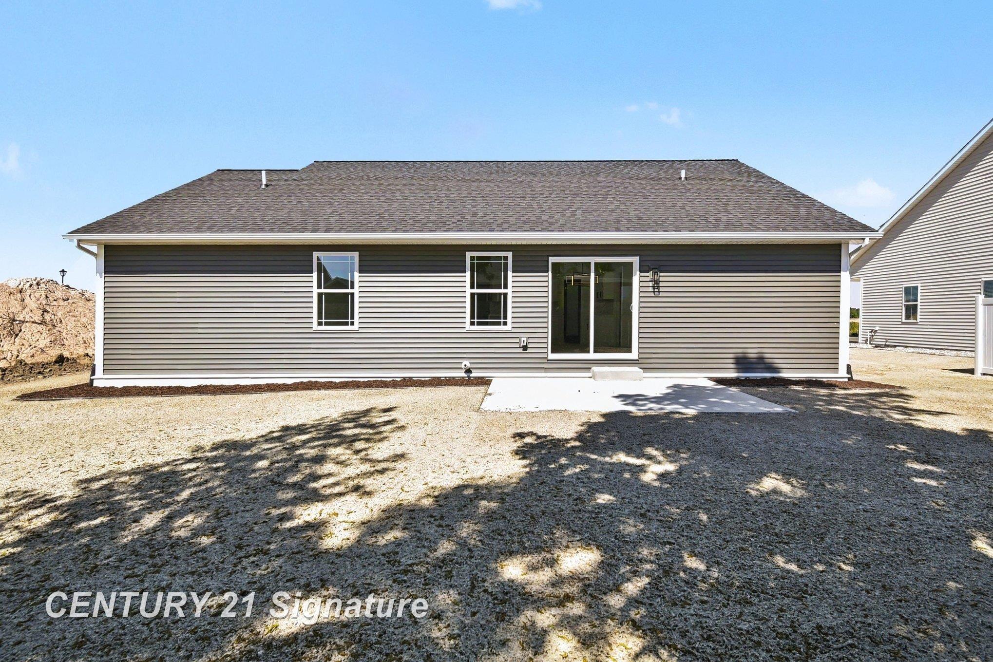 8610 Foxtail Trail