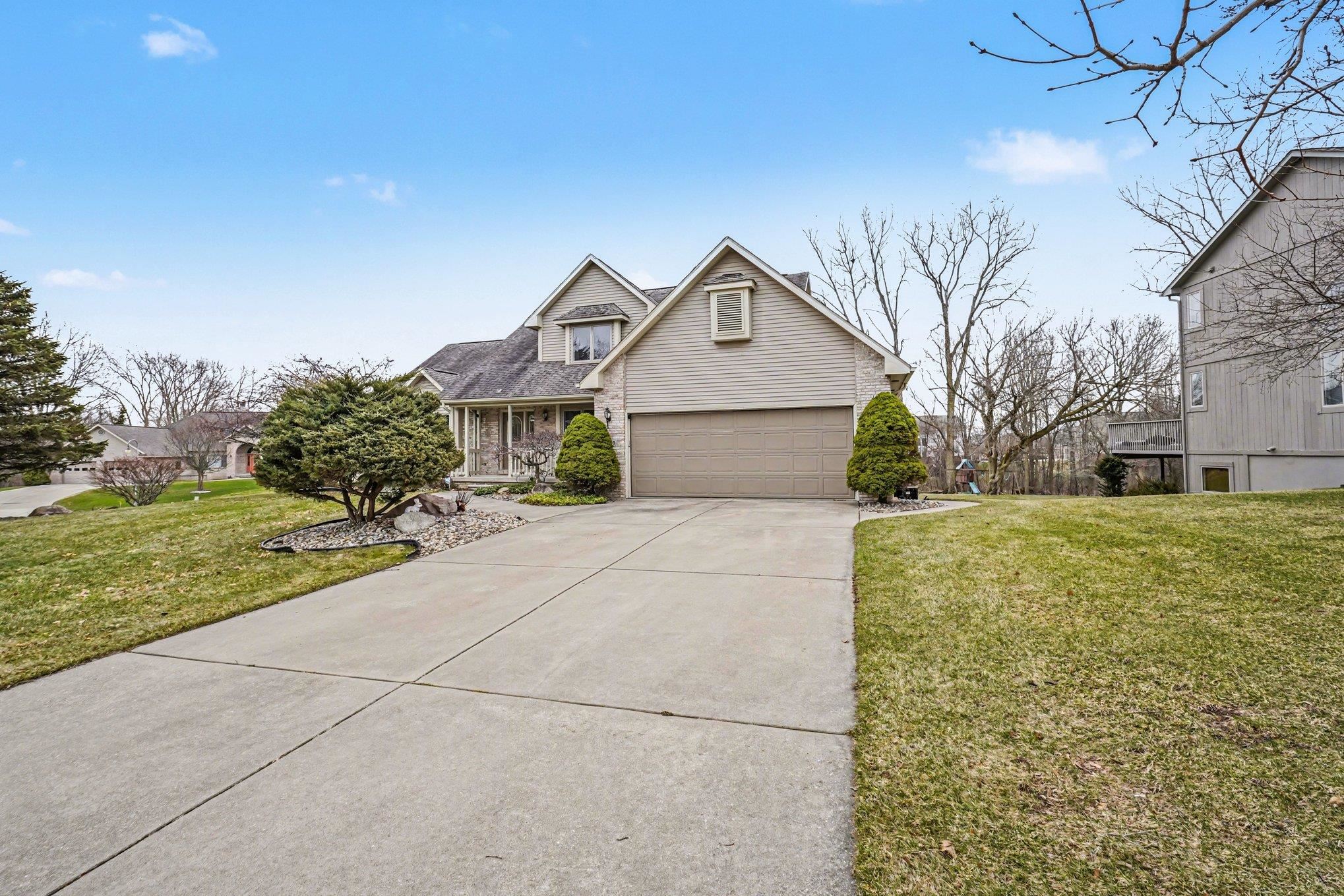6131 Pine Creek Court