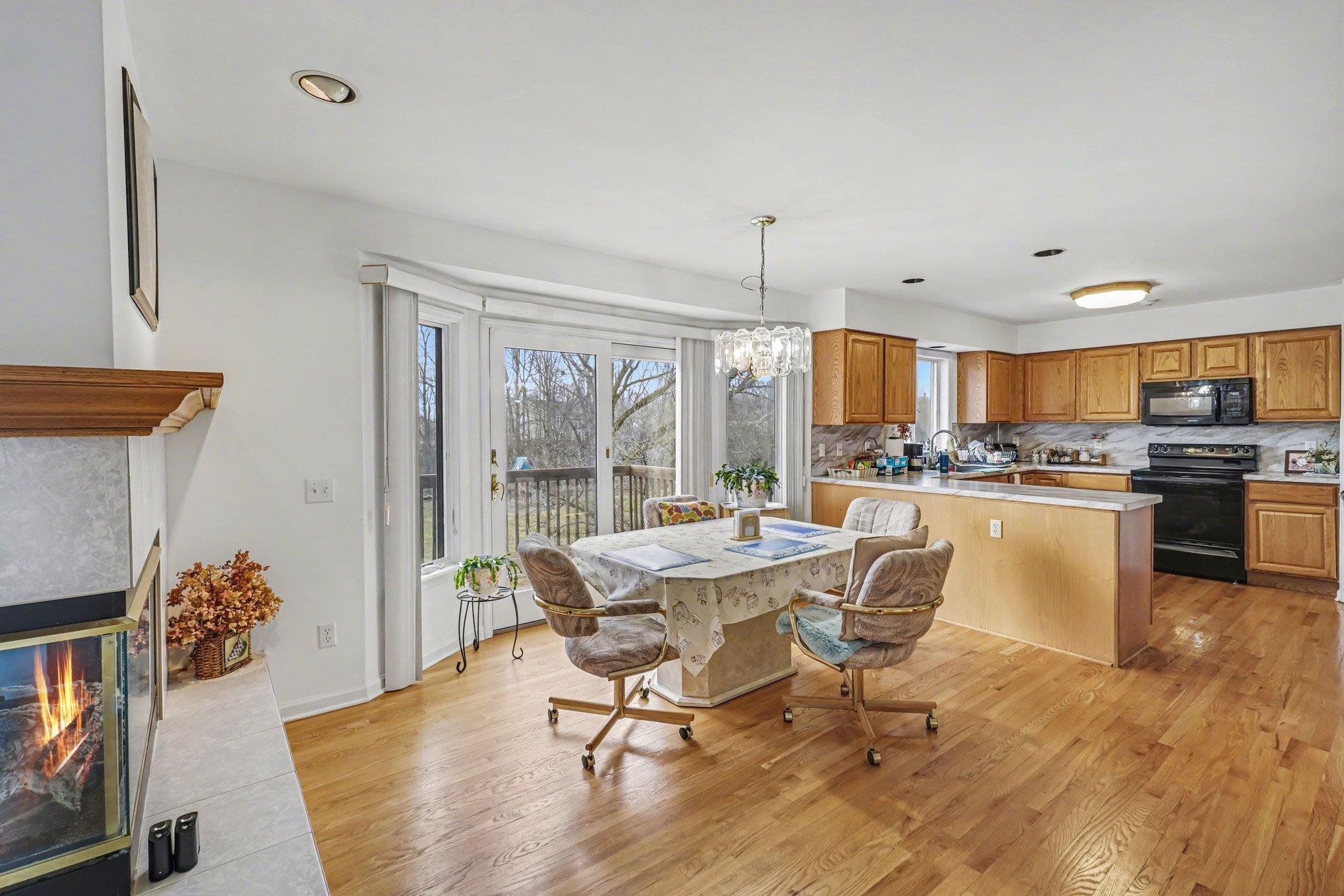 6131 Pine Creek Court